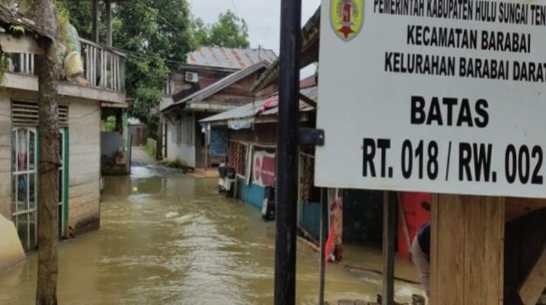 Ruas Jalan di Hulu Sungai Tengah Terendam Banjir